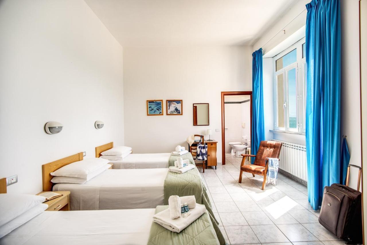 Villa Mg Hotel Santa Marinella Dış mekan fotoğraf