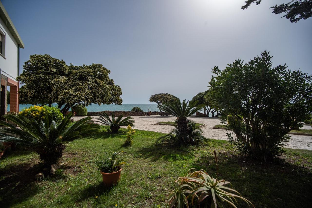 Villa Mg Hotel Santa Marinella Dış mekan fotoğraf