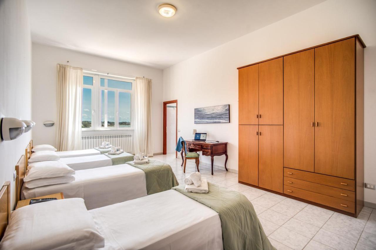 Villa Mg Hotel Santa Marinella Dış mekan fotoğraf