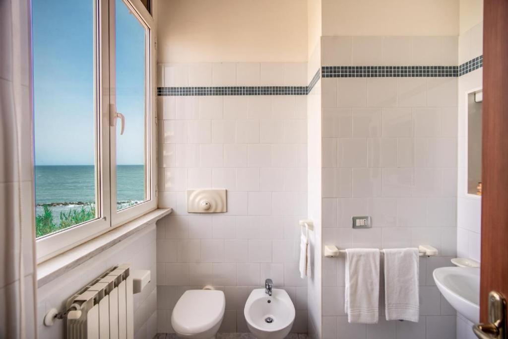 Villa Mg Hotel Santa Marinella Dış mekan fotoğraf