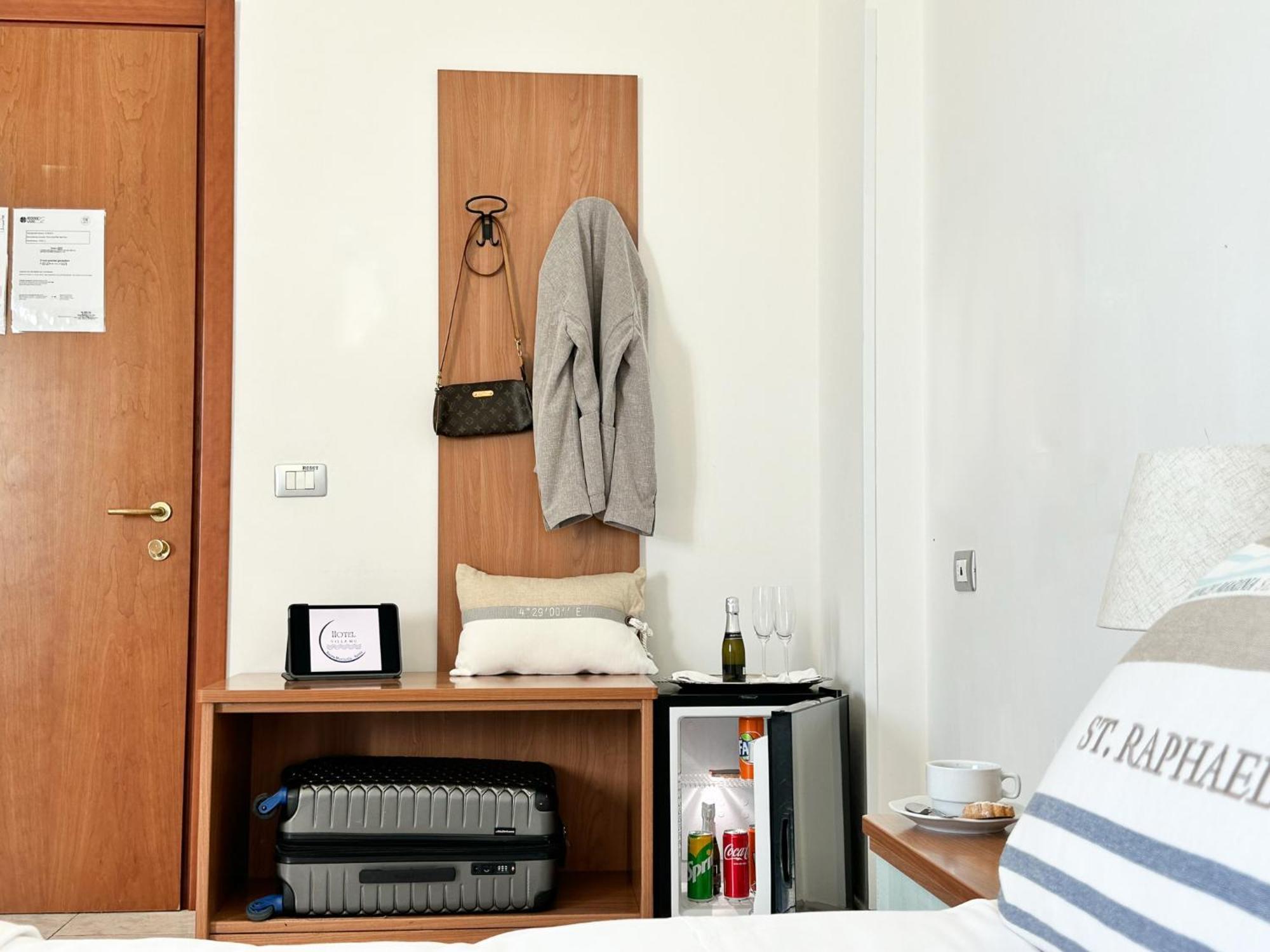 Villa Mg Hotel Santa Marinella Dış mekan fotoğraf