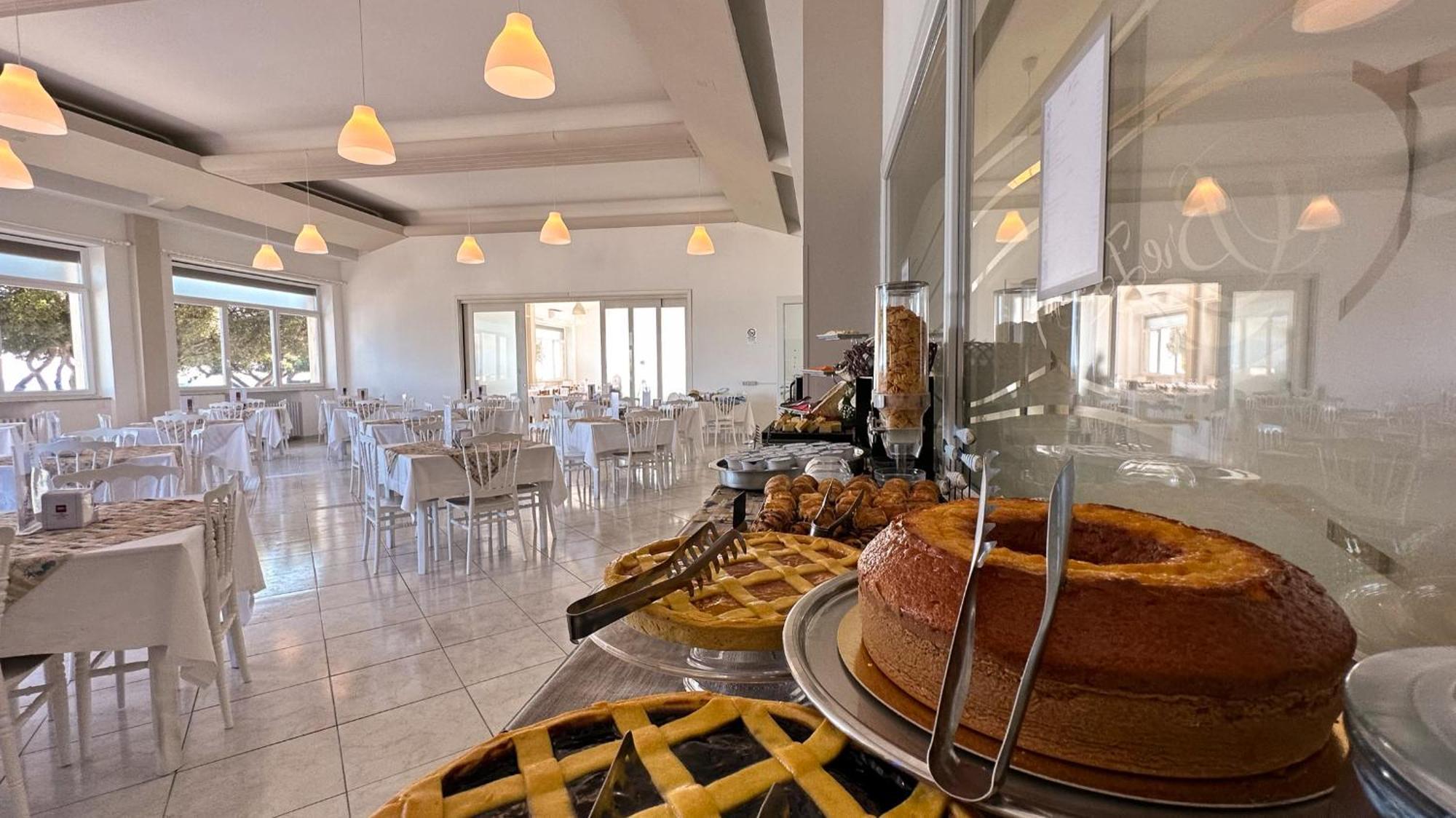 Villa Mg Hotel Santa Marinella Dış mekan fotoğraf